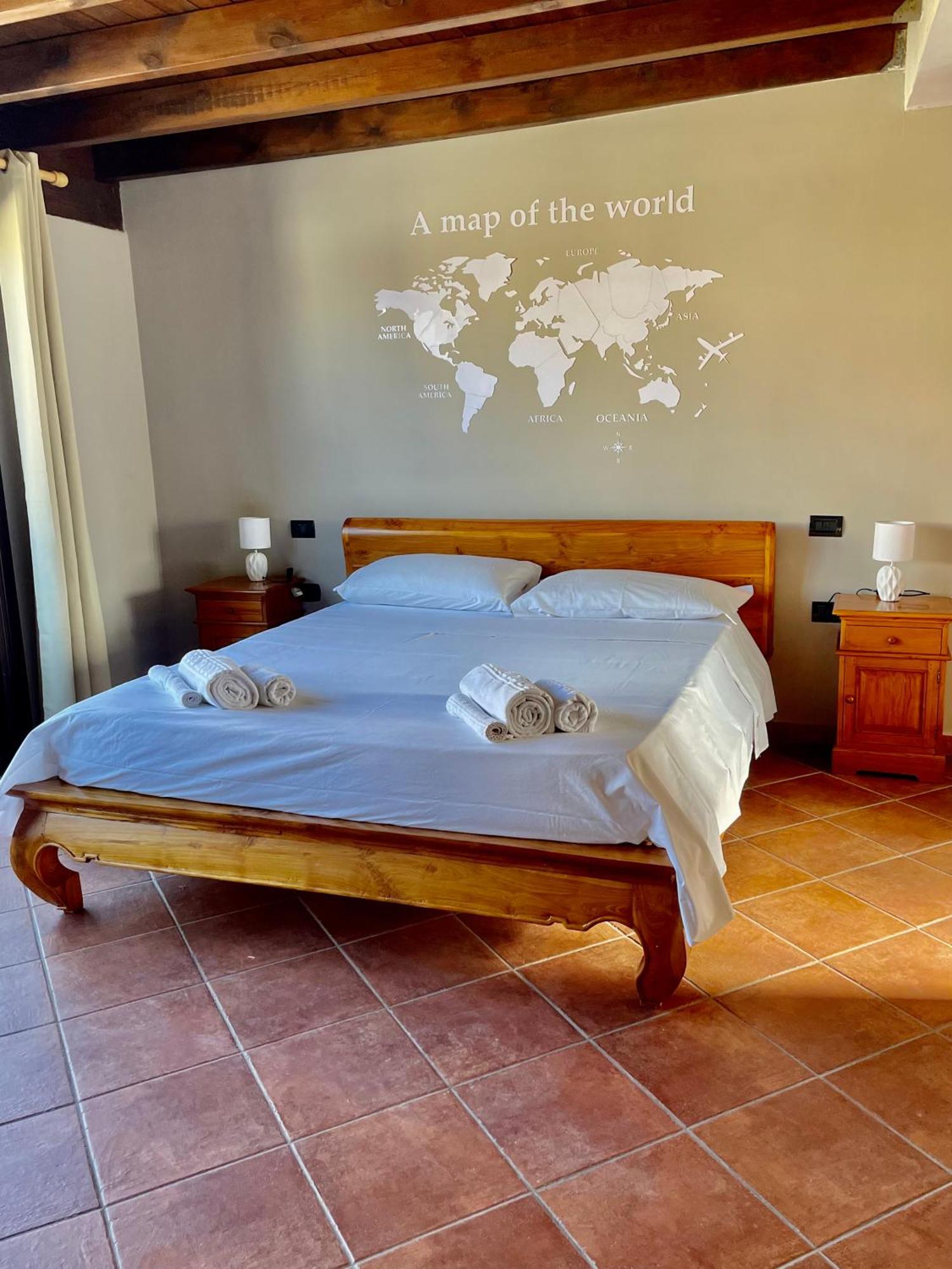 Wineexperience- Wine&Jacuzzi Suite Лечче Экстерьер фото